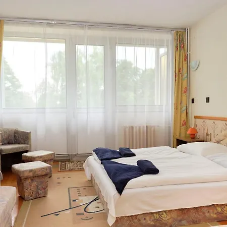 Retro Lido - Hotel *