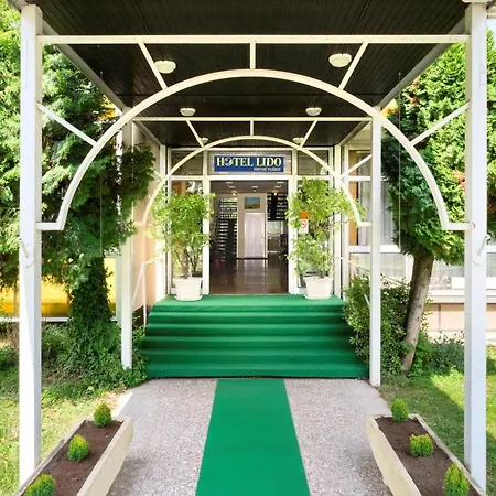 Szálloda Retro Lido -