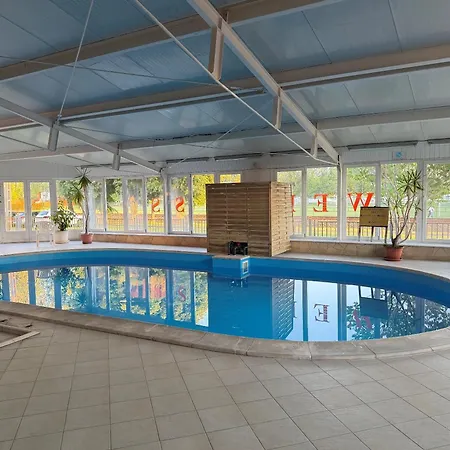 Hotel Retro Lido - Vonyarcvashegy