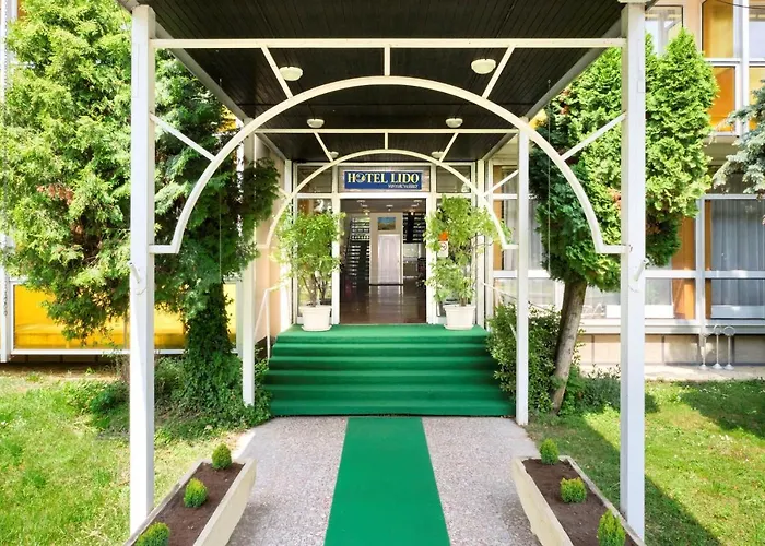 מלון Retro Lido -