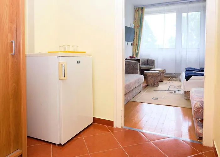 Retro Lido - פוניארצוושהג'