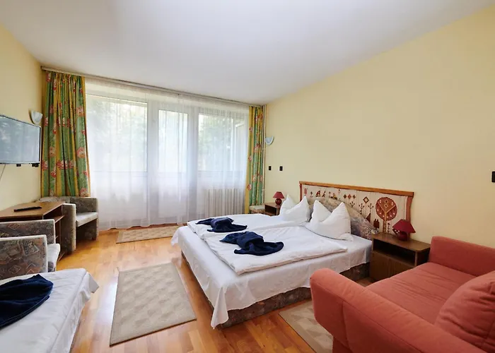 מלון Retro Lido - *